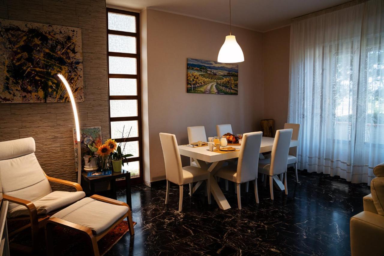 Il Girasole Bed & Breakfast Basciano Ngoại thất bức ảnh